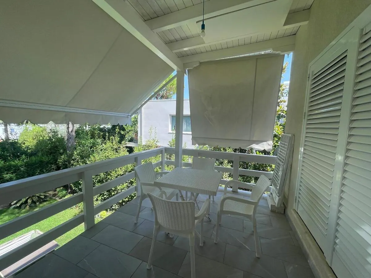Apartment Vila 26, Lura 2, Gjiri I Lalezit Ishem